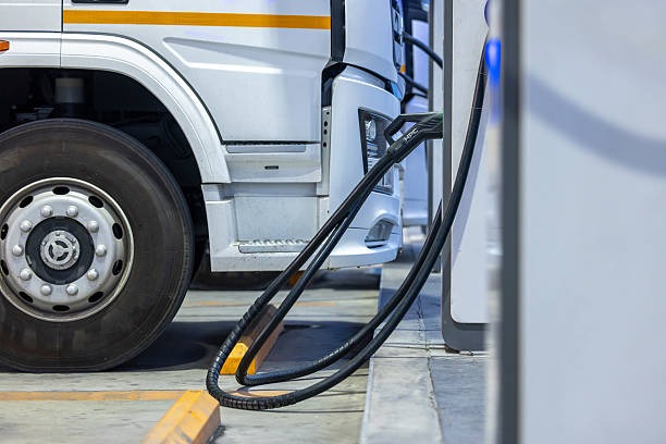 Next-Gen Living EV Charging Meets AWS Solar Solutions